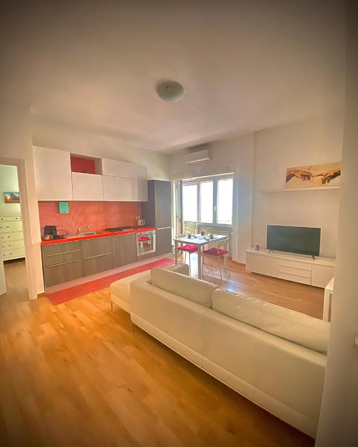 I-Lari Apartment Рим Екстер'єр фото